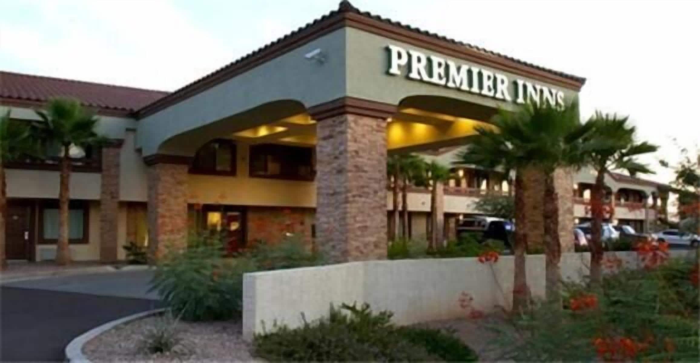4 Family Hotels Near Camelback Ranch Worth Booking
