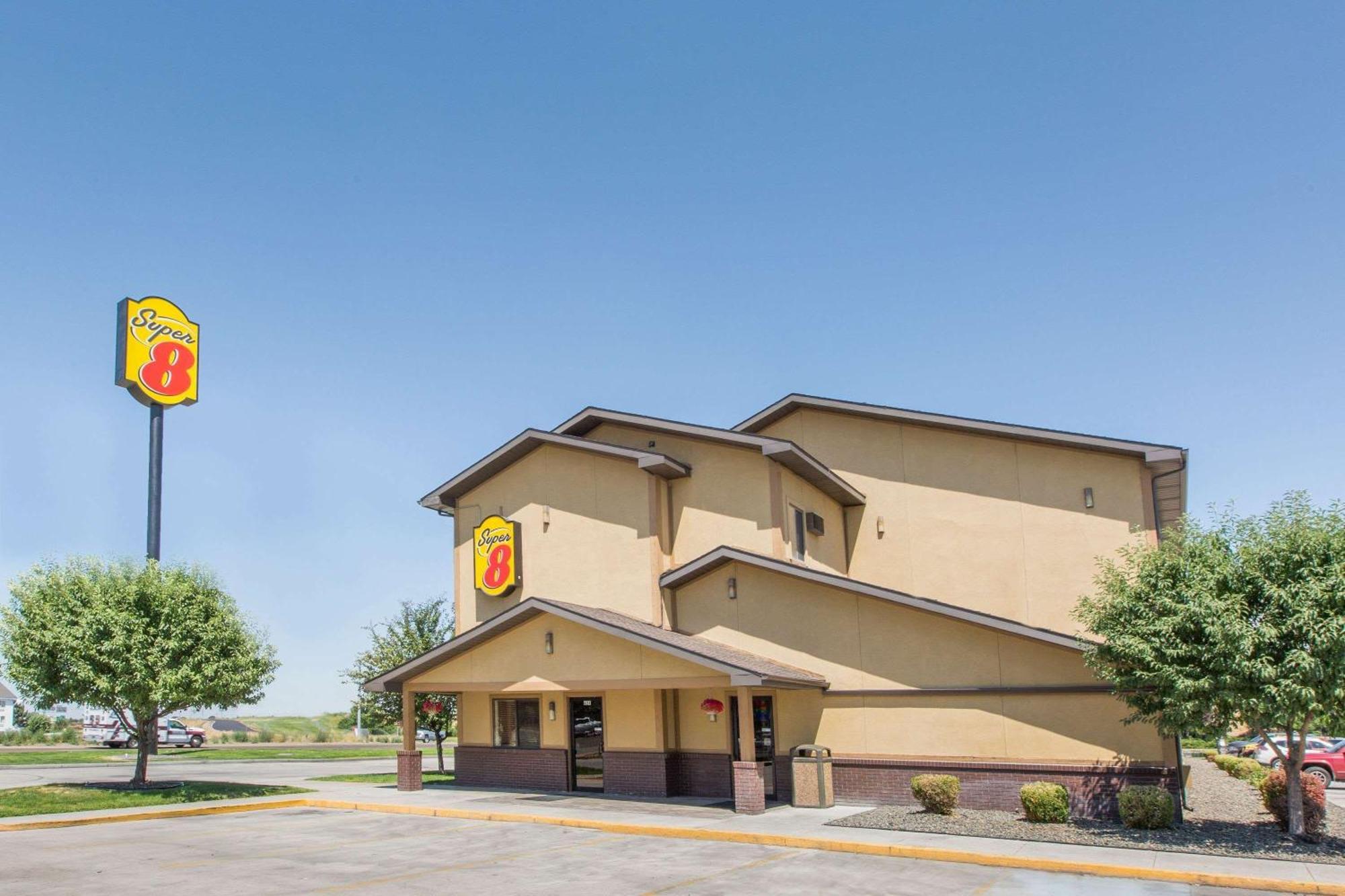 4 Top-Rated Hotels In Eagle Foothills Worth Booking